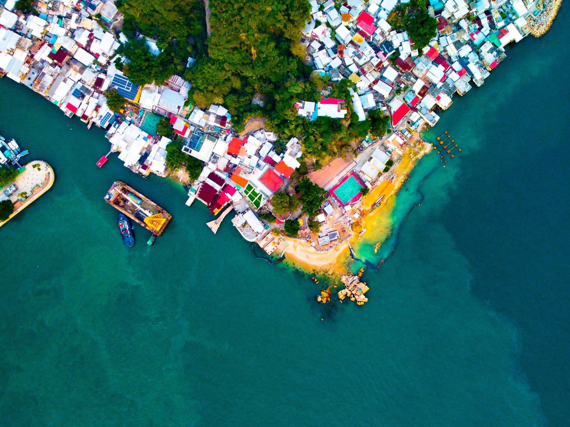 NO.15鯉魚門2023/50x40/Henry Au