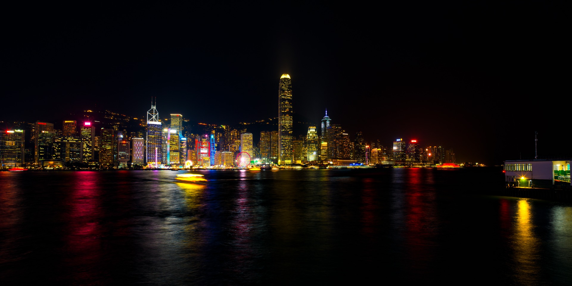 NO.27中環維港夜景2025/70x35無框/Henry Au